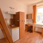 pronajem-mezonetoveho-bytu-1-kk-22m2-sumavska-ceske-budejovice-7-dsc-0253-14ec3b